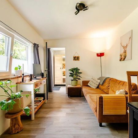 Tiny House - Fietsverhuur, Eigen Keuken En Badkamer Nijmegen Ngoại thất bức ảnh